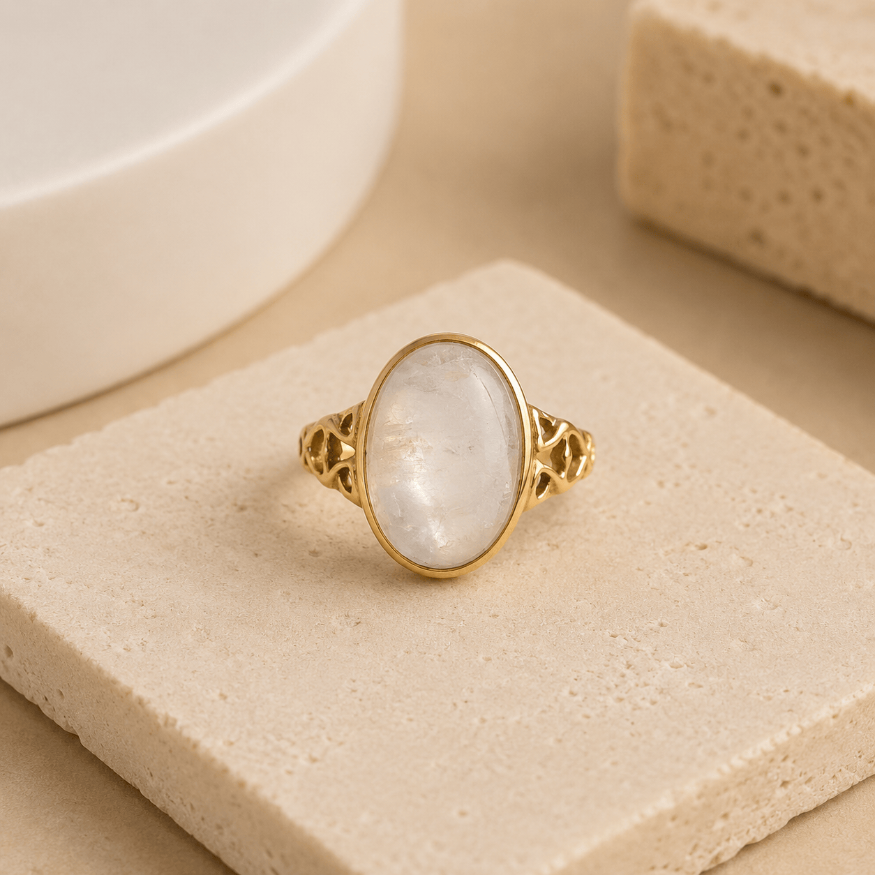 Naarya Jewels 14 / Moonstone Royal Amethyst Filigree Ring