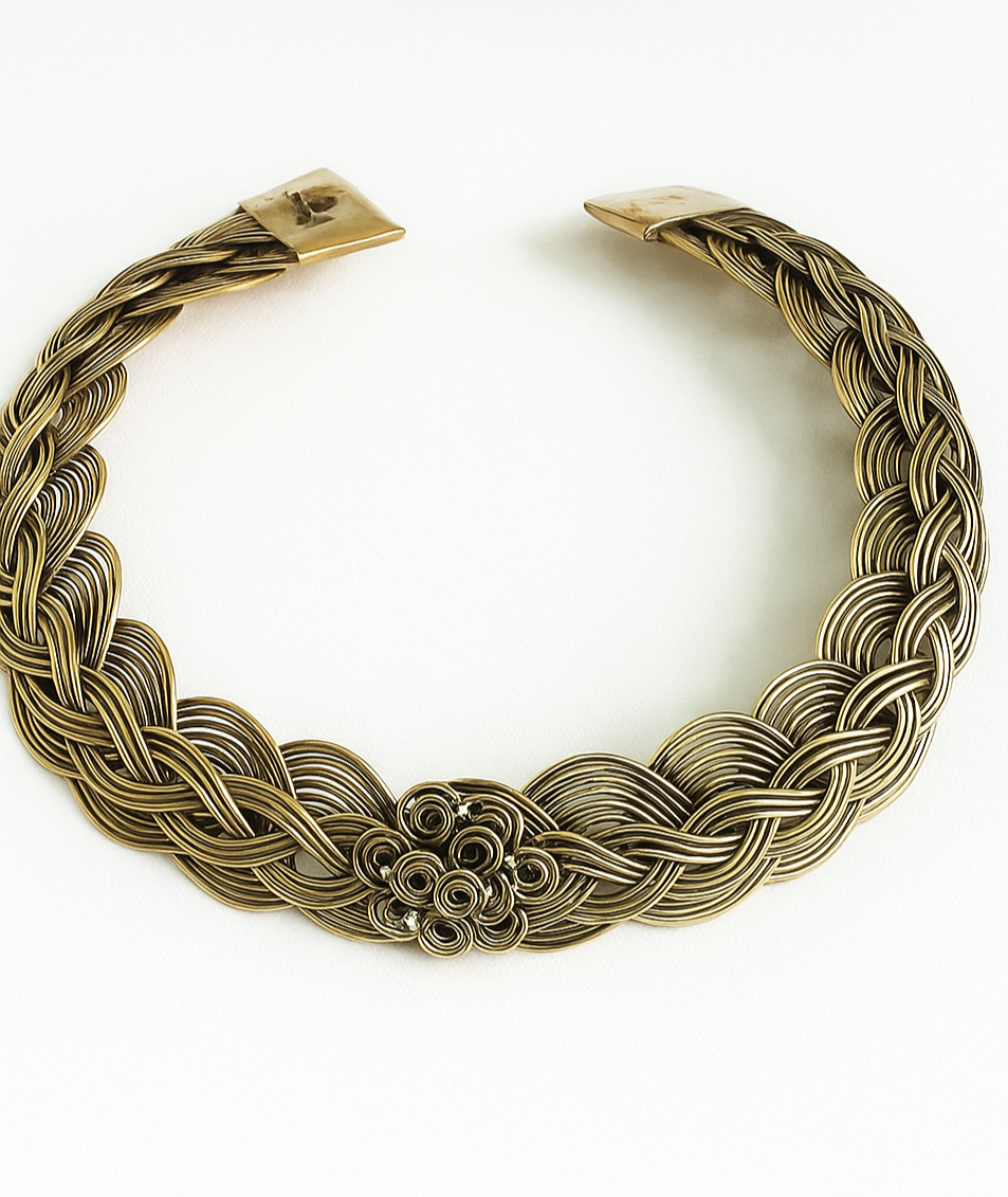Naarya's Bloom Statement Choker