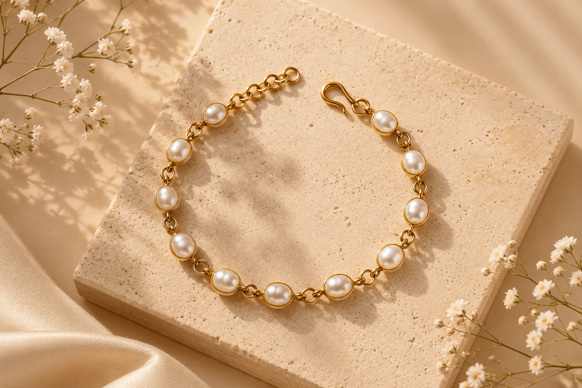 Naarya Jewels Water pearl Natural gold gemstone Bracelet