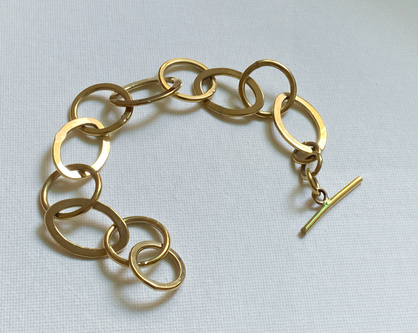 Interlinked Oval Statement Elira Brass Bracelet (Anti Tarnish)