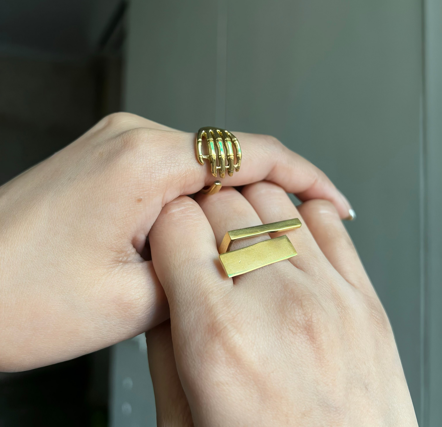 Golden Elegance Duo: Geometric Bar & Clasp Rings