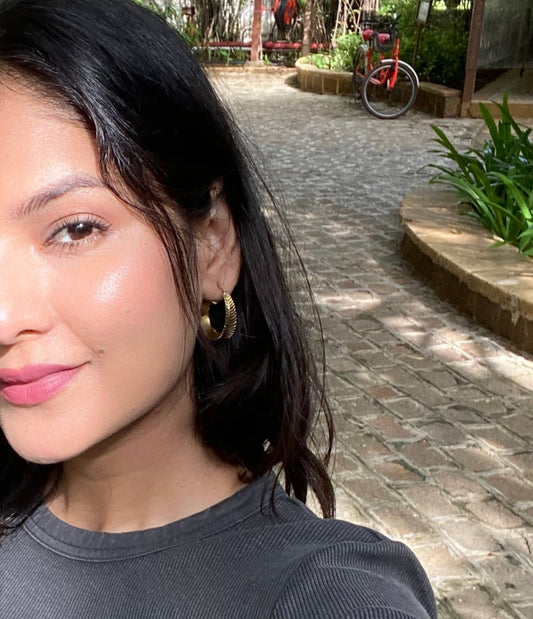 Detailed Swirl Brass Hoop Earrings (Anti Tarnish)