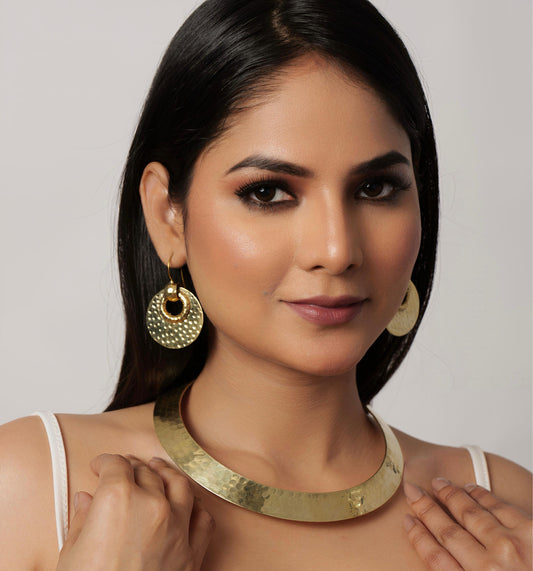 Hammered Brass Collar Necklace (Anti Tarnish)