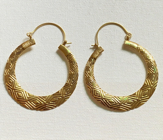 Tessera hand- etched pattern Brass Earring (Anti tarnish)