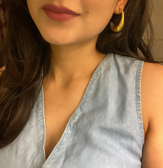 Thick Curved Hoop Earrings (Anti Tarnish)