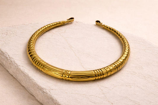 Ancient Embellished Necklace (Anti Tarnish)