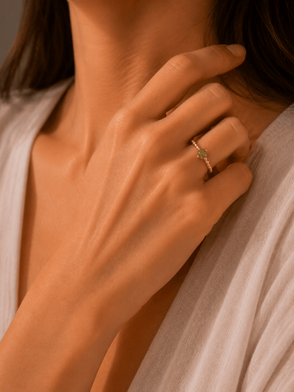 Naarya Jewels Peridot Beaded Solitaire Ring
