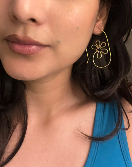Bloom Loop Earrings (Anti Tarnish)