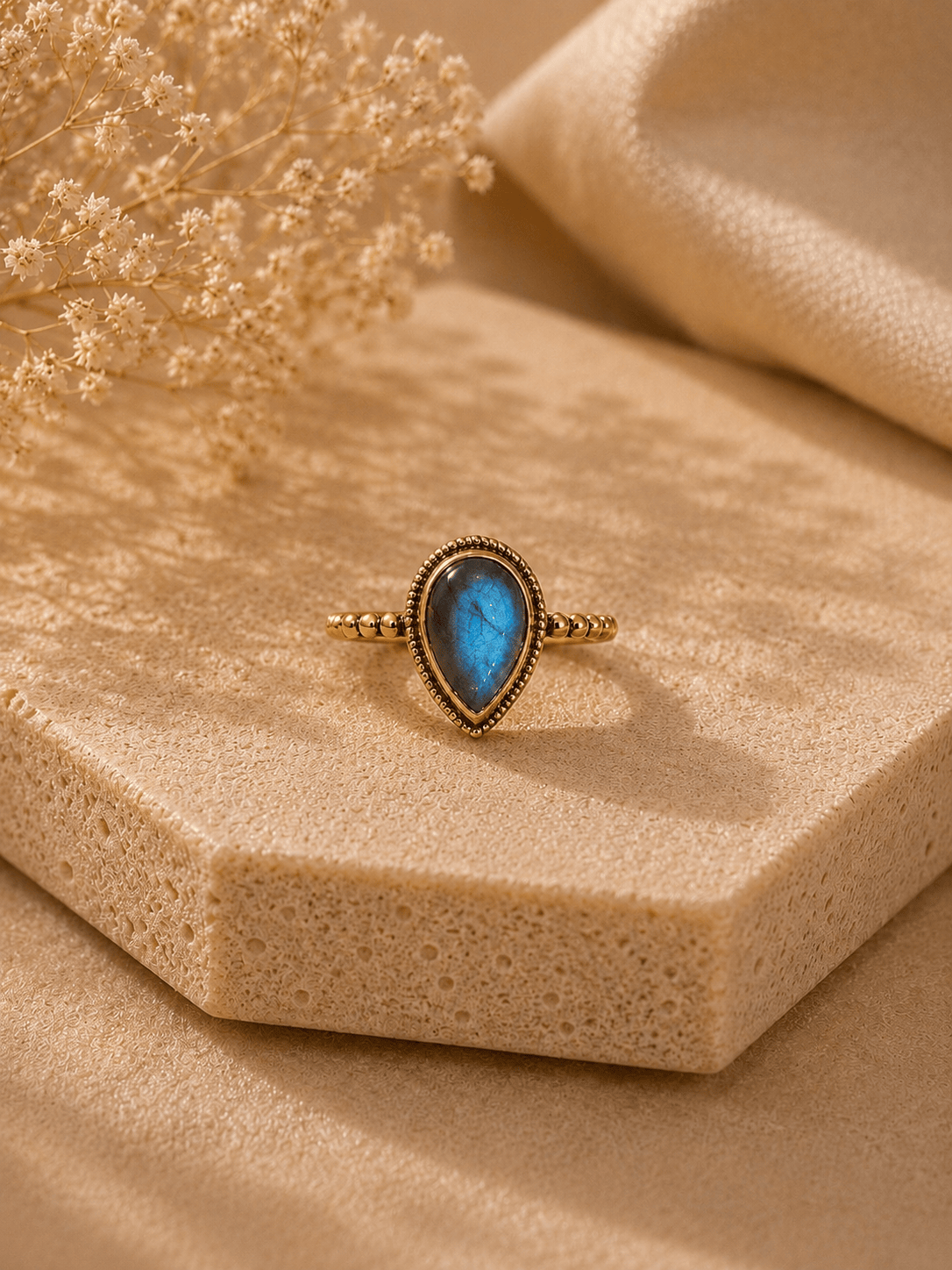 Naarya Jewels Labradorite / 12 Pear cut Gold stone  Ring