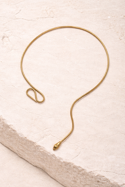 Minimal Snake-Inspired Wire Necklace (Anti Tarnish)