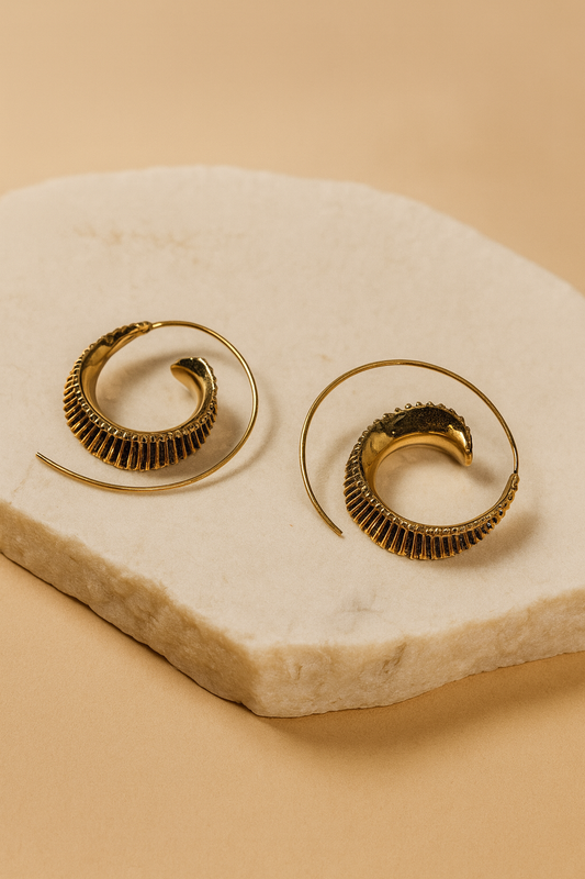 Detailed Swirl Brass Hoop Earrings (Anti Tarnish)