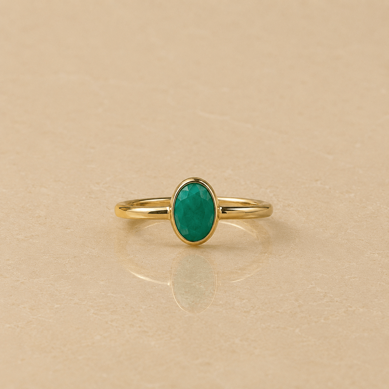 Naarya Jewels emerald / 12 Oval natural gemstone