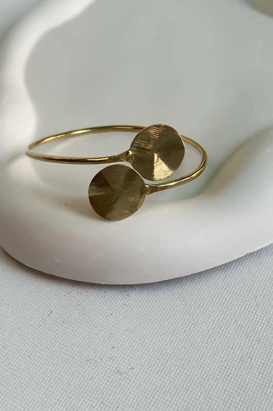 Dual Disc Gold Bangle (Anti Tarnish)