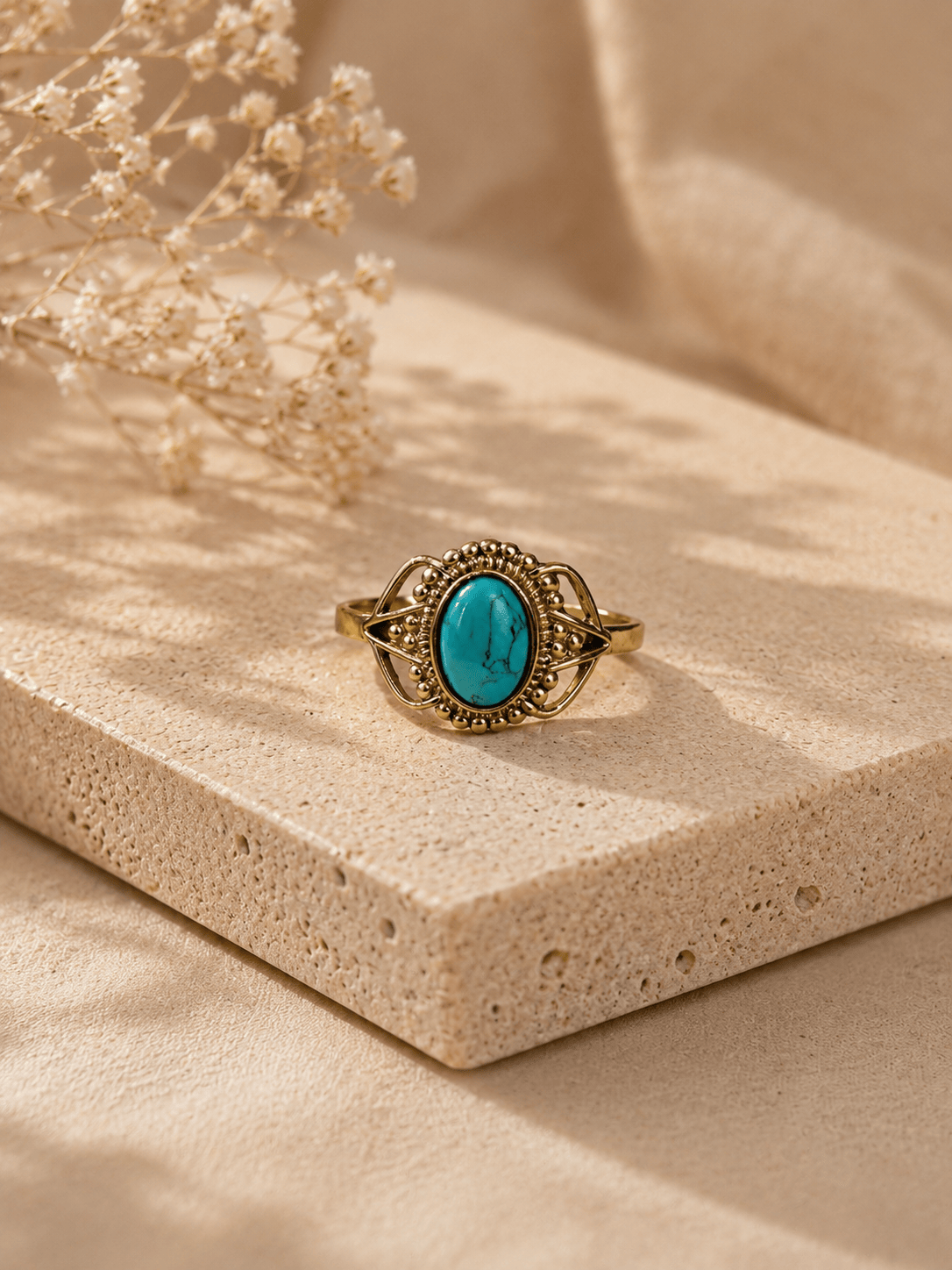 Naarya Jewels Turquoise / 10 Crimson Empress Ring