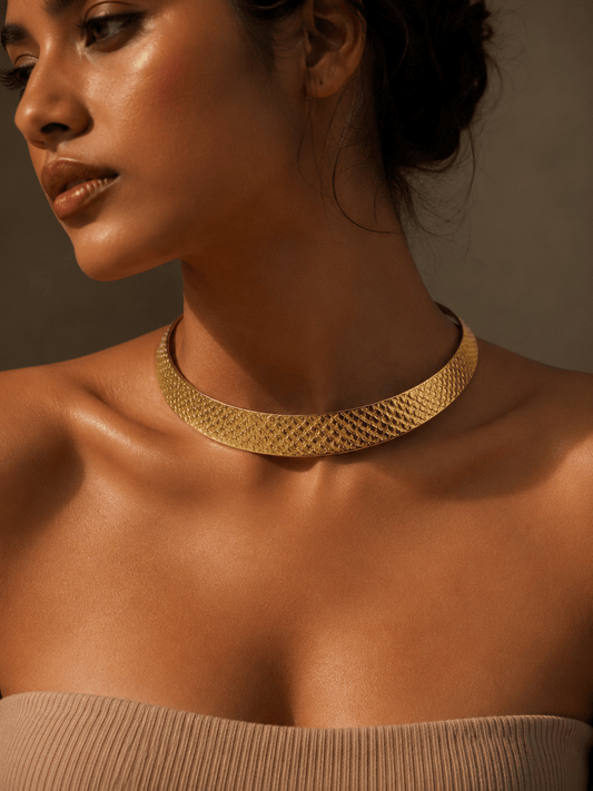 Naarya Jewels Aurelia Scaled Gold Collar necklace