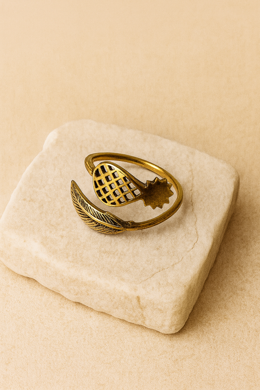 Paisley Leaf Ring