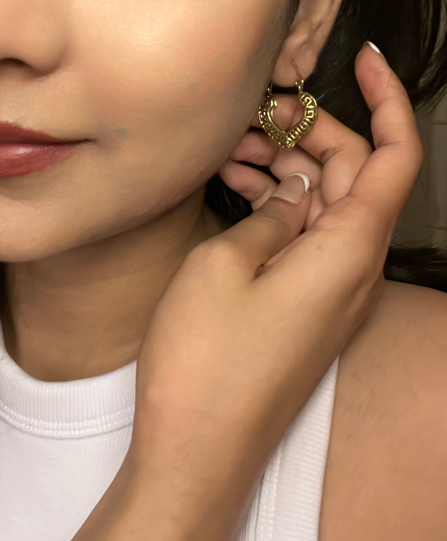 Golden Petal Frame Earrings (Anti Tarnish)