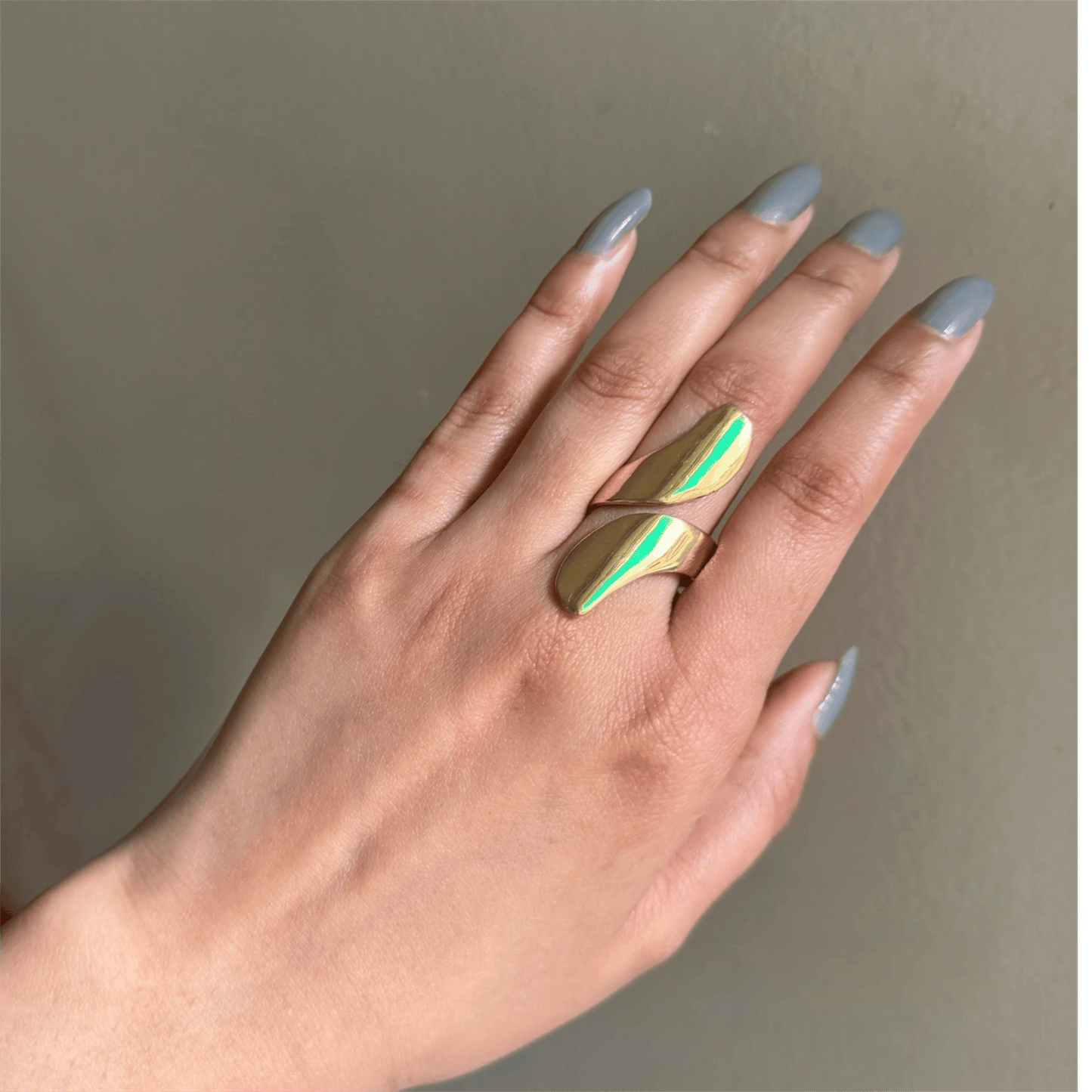 Naarya Jewels Fluid Wave Wrap Ring (Anti Tarnish)