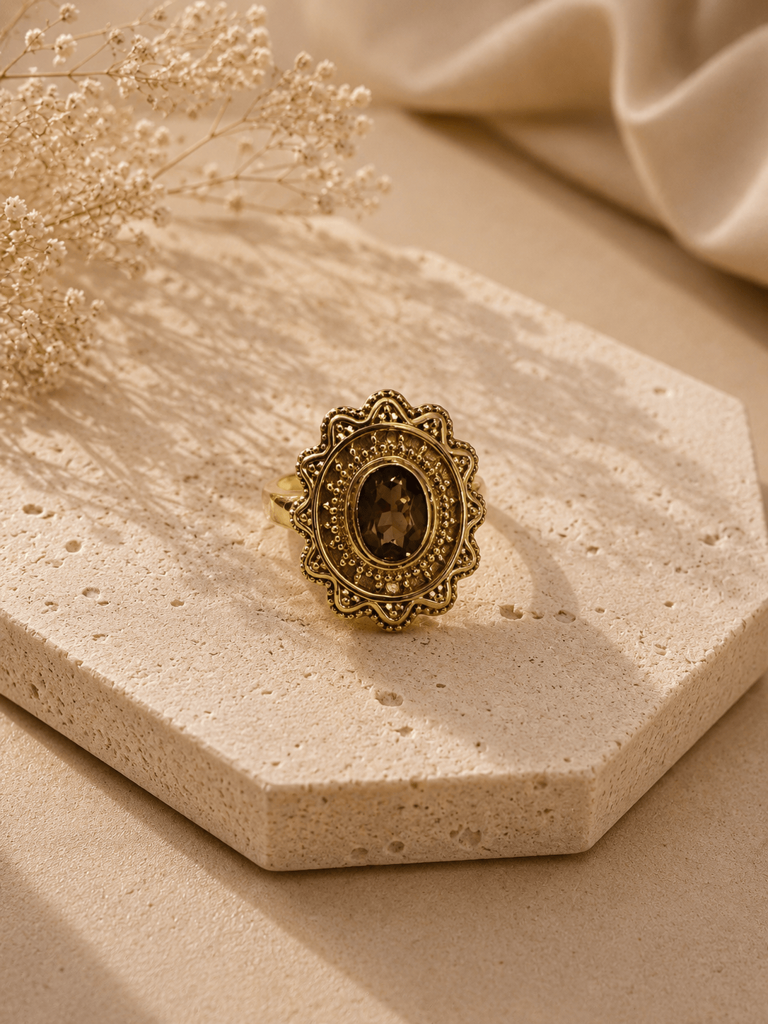 Naarya Jewels Hessonite / 12 Sunlit Statement Majesty Ring