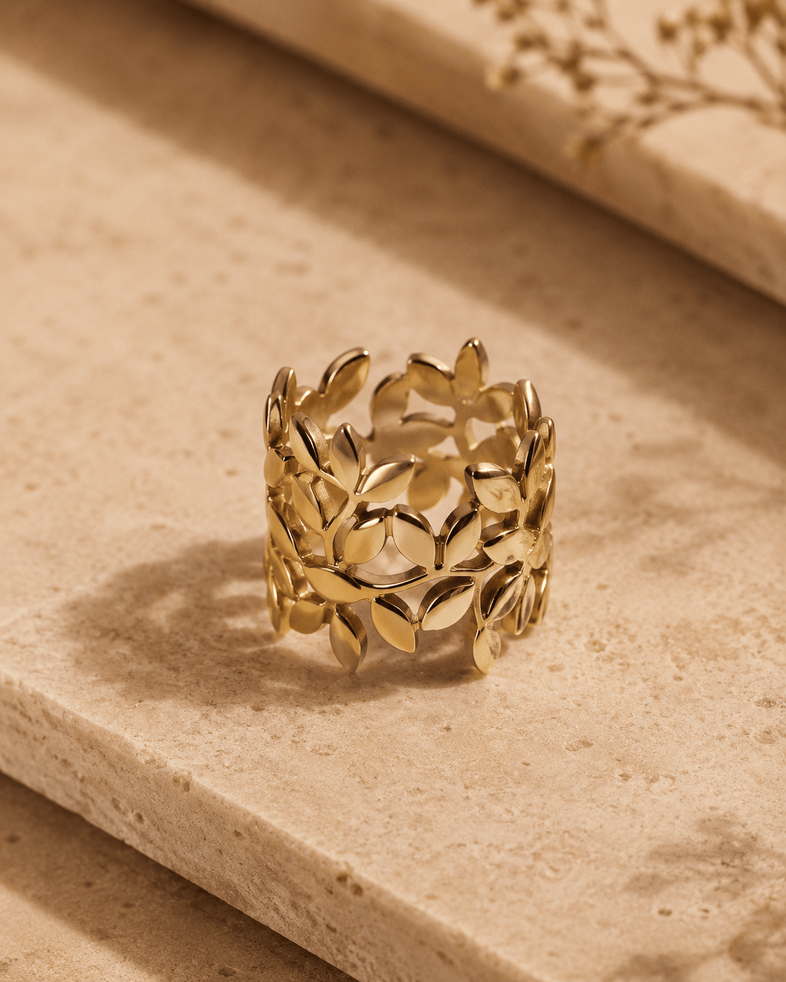 Naarya Jewels Leaf Vine Statement Ring (Anti Tarnish)