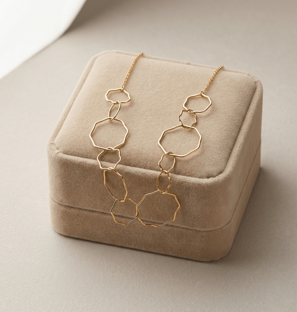 Naarya Jewels Queen’s Geometry Necklace (Anti Tarnish)