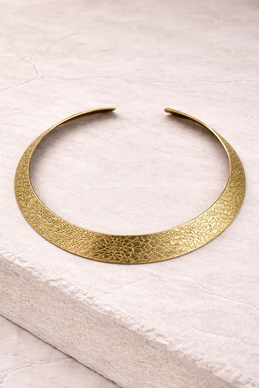 Regalia Engraved Collar Necklace