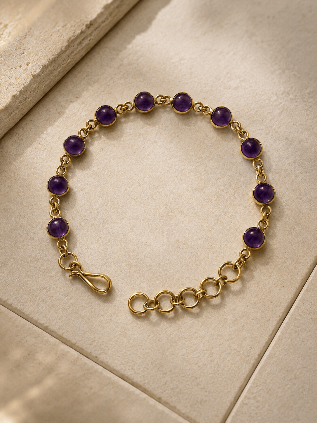 Naarya Jewels Amethyst Natural gold gemstone Bracelet