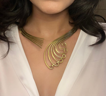 Celeste Flow Gold Choker