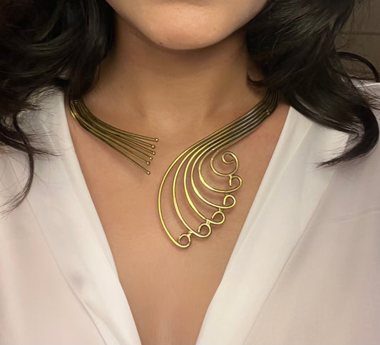 Celeste Flow Gold Choker