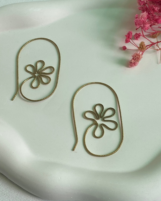 Bloom Loop Earrings (Anti Tarnish)
