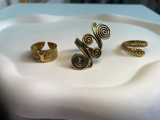 Golden Muse Ring Trio
