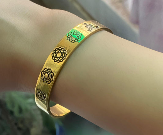 Engraved Chakra Harmony Brass Bangle (Anti Tarnish)