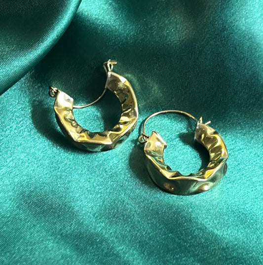 Swarn Loop Earring (Anti Tarnish)