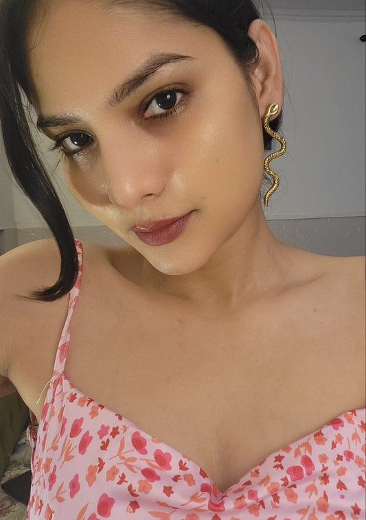 Charming Cobra Earrings (Anti Tarnish)