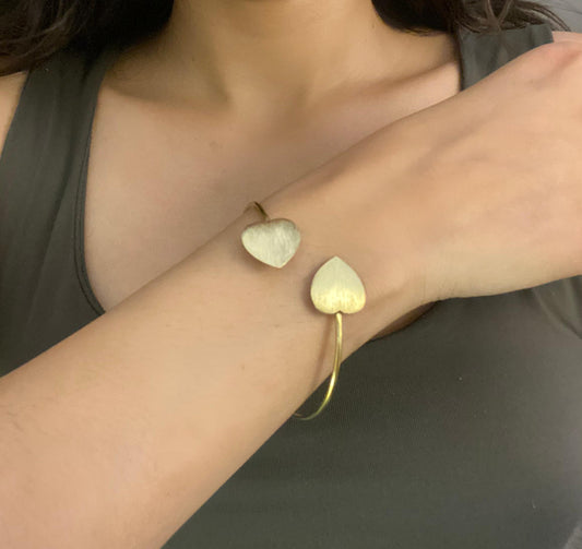 Dual Heart Brass Bangle (Anti Tarnish)